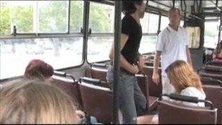 Kurva szar egy busz