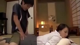 Japanse stiefmoeder neuken - VOLLEDIGE FILM: https://stfly.io/ekVV