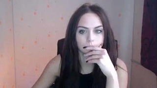 Hihetetlen nők maszturbálnak a webkamerán a Hot8cams.com oldalon