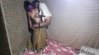 Indian School meisje neukt desi Indiase porno met student tech Bangladesh college neuken
