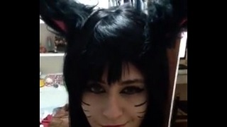 超级可爱的阿狸角色扮演青少年咧嘴大笑