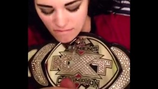 Wwe Diva Paige abspritzen Video