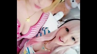 2 Cosplay Hot Lindas