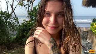 Velmi riskantní sex s drobnou kráskou - 4k 60fps Teen Selfie