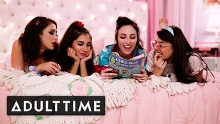 Girlcore Teenager Lesbian Only chce mít zábavu Foursome!