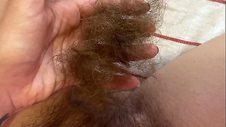 Detailní ořezávání mých extrémně dlouhých kočičích vlasů