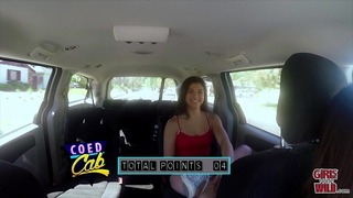 Girls Gone Gonatic - Η νεαρή μπέμπα Λία βρέθηκε ξαφνικά στο Coed Cab