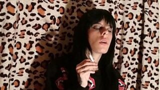 Beth Kinky – Sexy Goth Domina Smoking 2 Pt1 HD