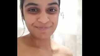 火辣印度女孩 Dirtysnowball 实时聊天